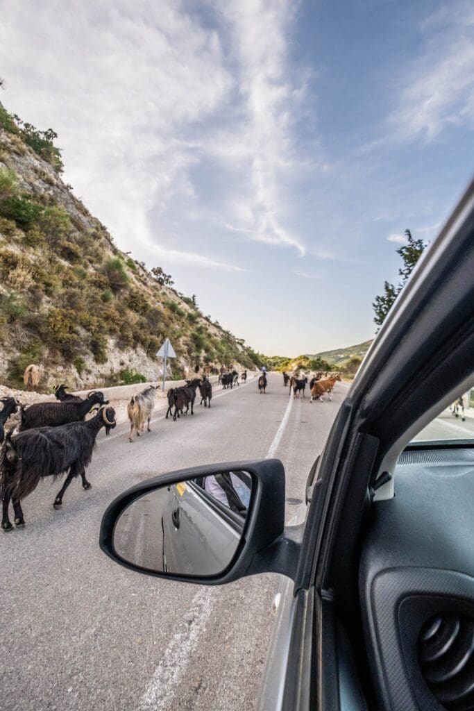 driving-in-greece